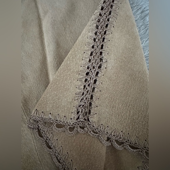 Boutique Europa Vintage Y2K Suede Leather Camel Hue Midi Skirt w/ Crochet Seams - Picture 10 of 15